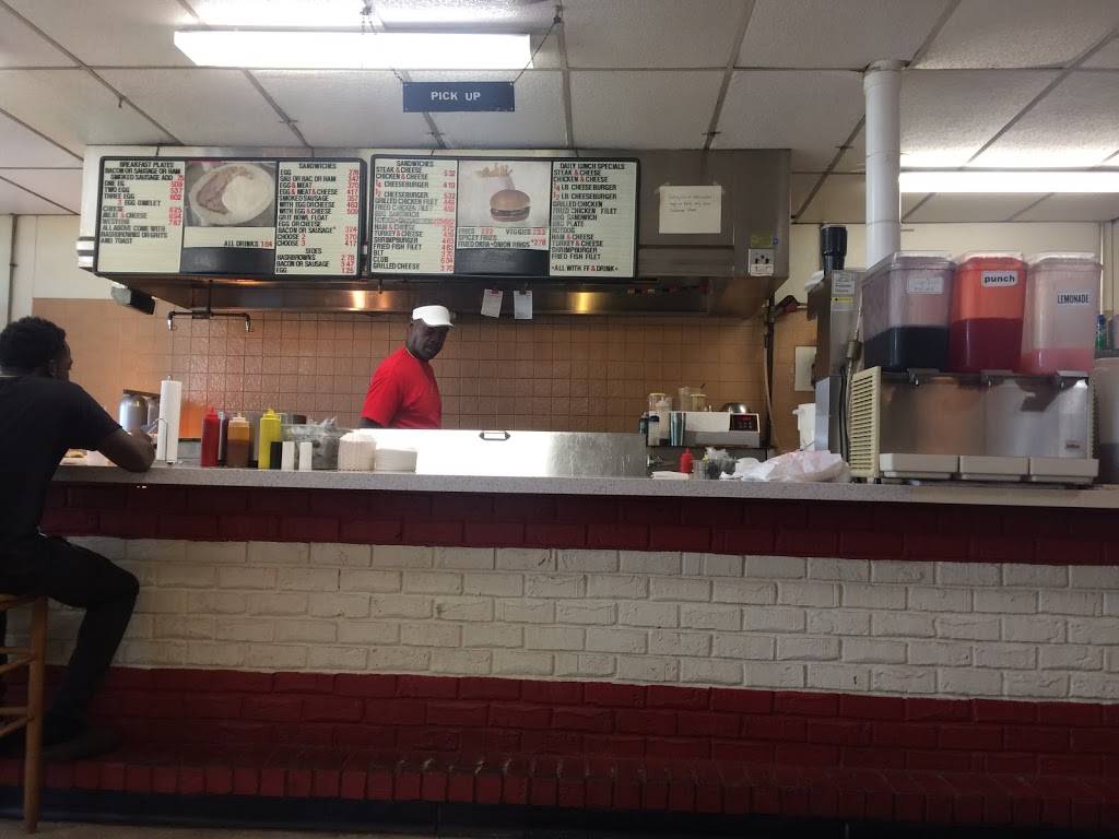 Parchies Barbeque | restaurant | 1120 Princess St, Wilmington, NC 28401, USA | 9107632565 OR +1 910-763-2565