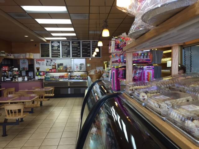 Mayers Bakery | bakery | 14 Peninsula Center, Palos Verdes Peninsula, CA 90274, USA | 3103777846 OR +1 310-377-7846