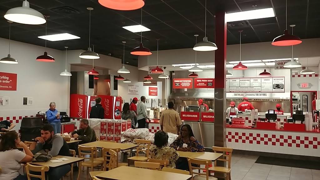 Five Guys | meal takeaway | 24548 West 12 Mile Road, Southfield, MI 48034, USA | 2483543483 OR +1 248-354-3483