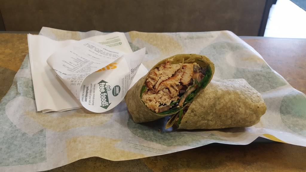 Subway Restaurants | restaurant | 4747 E Elliot Rd #33, Phoenix, AZ 85044, USA | 4808937884 OR +1 480-893-7884