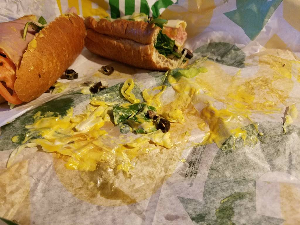 Subway | meal takeaway | 33140 SE, OR-34, Albany, OR 97322, USA | 5414975005 OR +1 541-497-5005