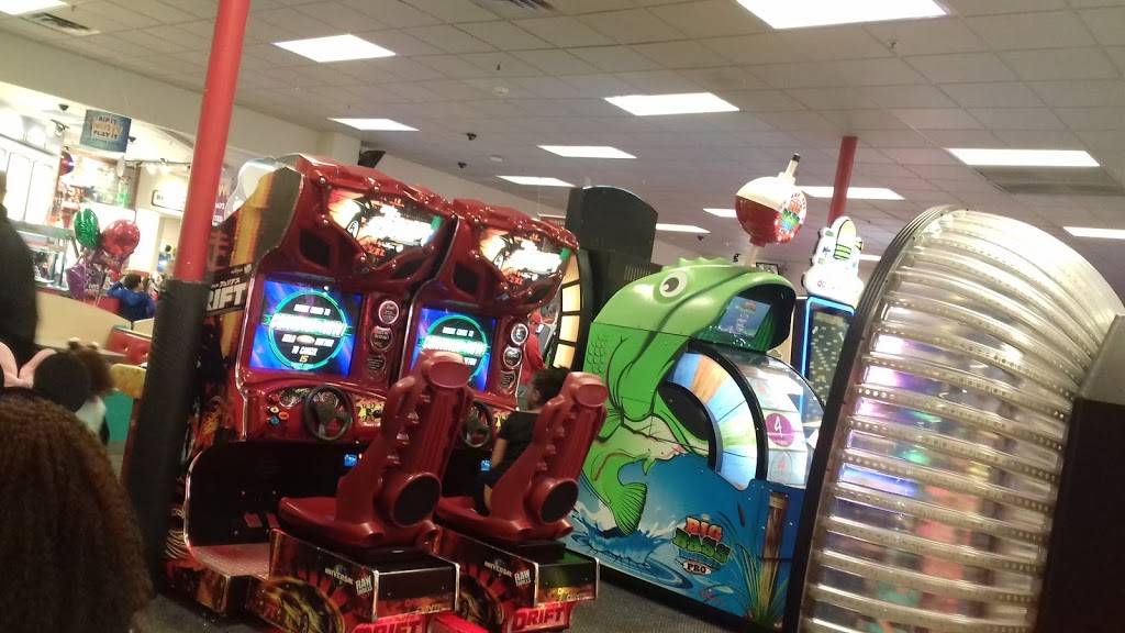 Chuck E. Cheeses | restaurant | 56 Chambers Bridge Rd, Brick, NJ 08723, USA | 7322629200 OR +1 732-262-9200