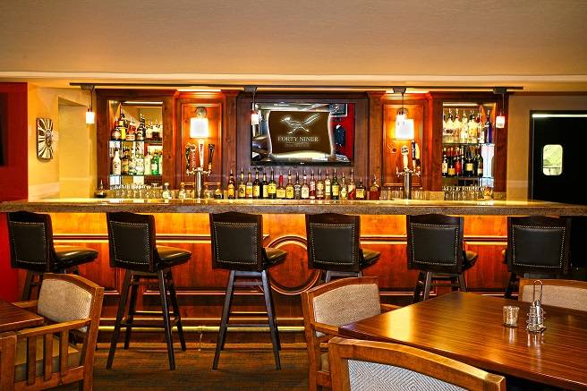 Rincon Mountain Grill | restaurant | 12000 E Tanque Verde Rd, Tucson, AZ 85749, USA | 5207494925 OR +1 520-749-4925