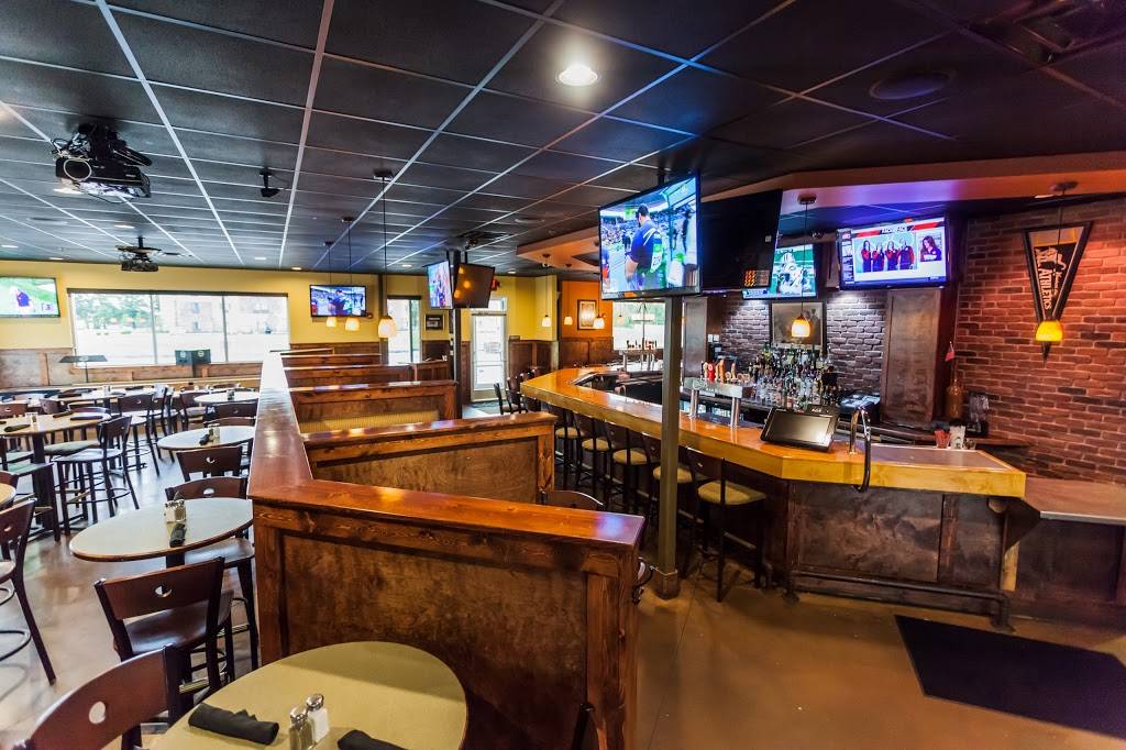 Coachs Bar & Grill | restaurant | 9089 W 135th St, Overland Park, KS 66221, USA | 9138977070 OR +1 913-897-7070