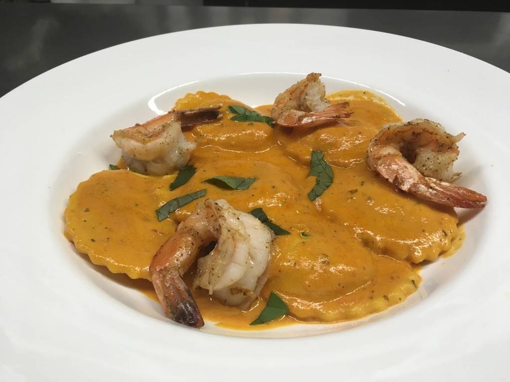 Mama Lina | restaurant | 7825 Springfield Blvd, Oakland Gardens, NY 11364, USA | 7184796155 OR +1 718-479-6155