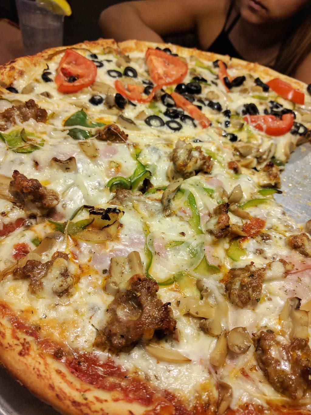 Queens Pizza & Restaurant | restaurant | 1834 N Belcher Rd, Clearwater, FL 33765, USA | 7274466016 OR +1 727-446-6016