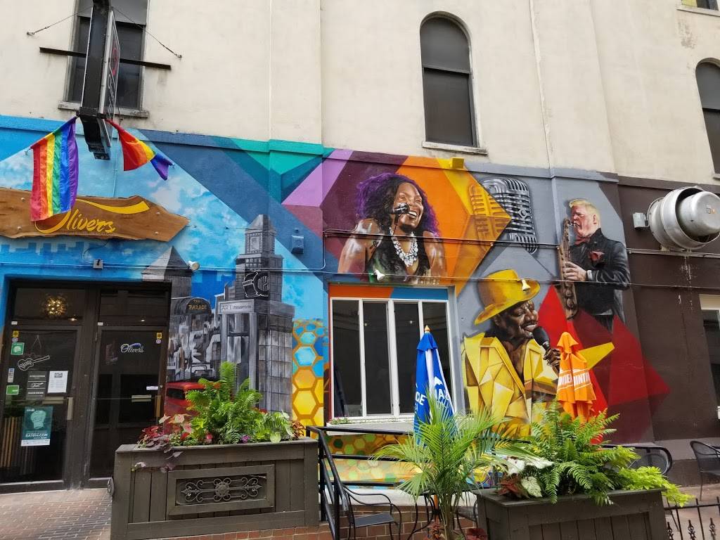 Olivers On Lynn Alley | restaurant | 26 N High St, Columbus, OH 43215, USA | 6148675004 OR +1 614-867-5004