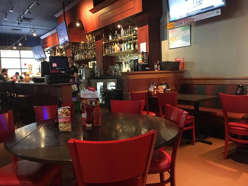 Red Robin Gourmet Burgers and Brews | restaurant | 4373 La Jolla Village Dr, San Diego, CA 92122, USA | 8584500343 OR +1 858-450-0343