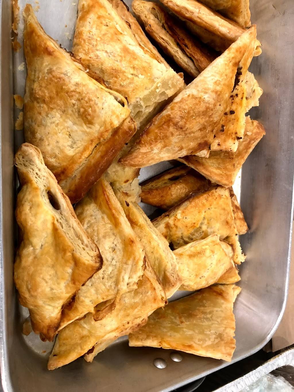 Eastern Foods Intl | restaurant | 3071 Hurontario St, Mississauga, ON L5A 2G9, Canada | 9052761608 OR +1 905-276-1608