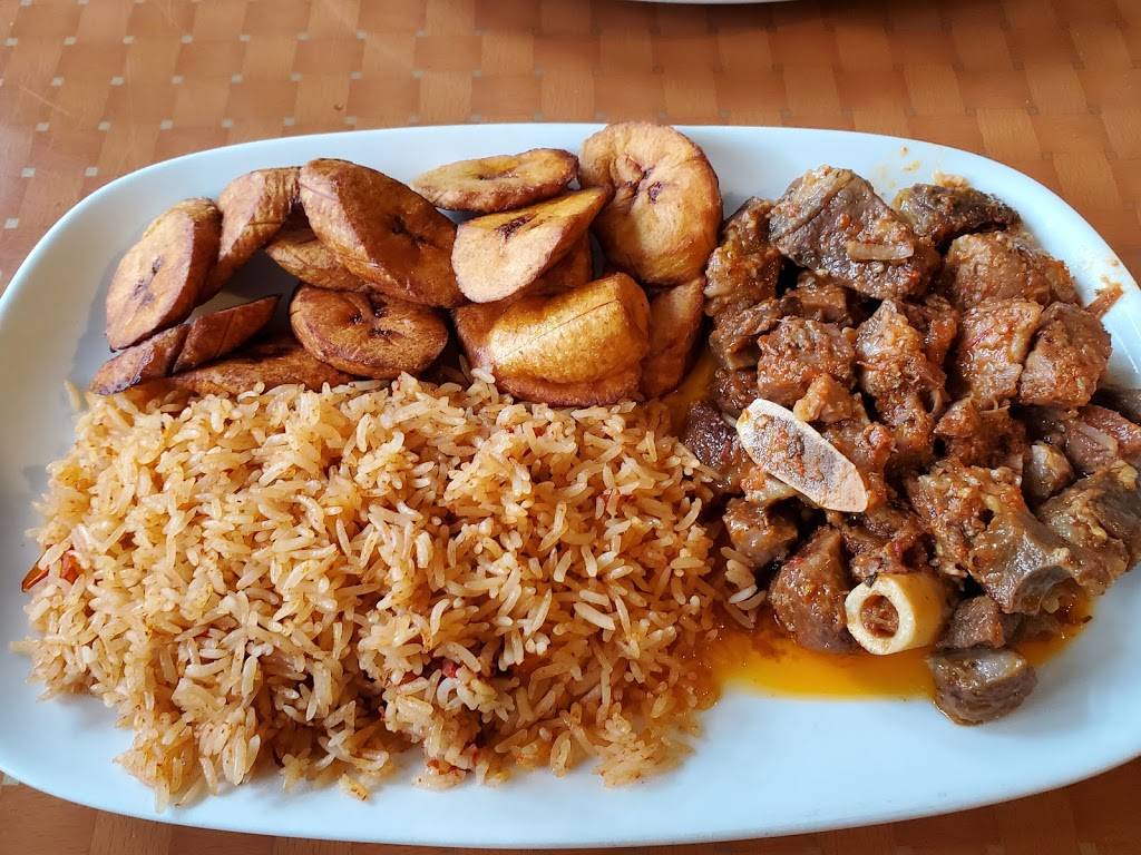 Hot Africa | restaurant | 4959 Chemin Queen Mary, Montréal, QC H3W 1X4, Canada | 5147340000 OR +1 514-734-0000