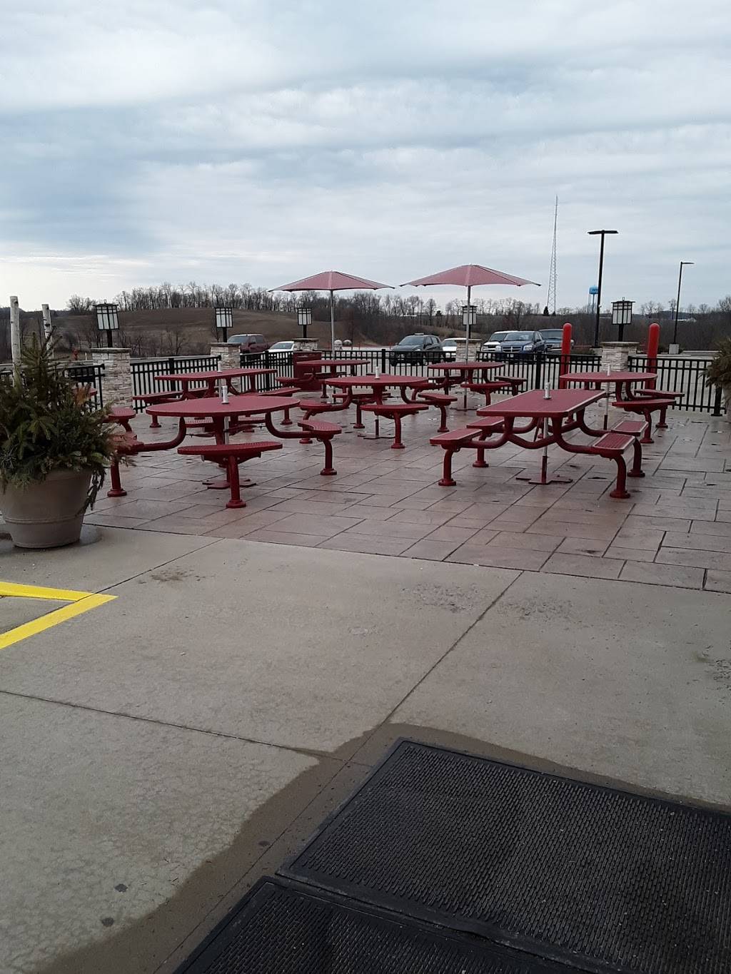 Dairy Queen Grill & Chill | restaurant | 1129 S Washington St, Millersburg, OH 44654, USA | 3306749908 OR +1 330-674-9908