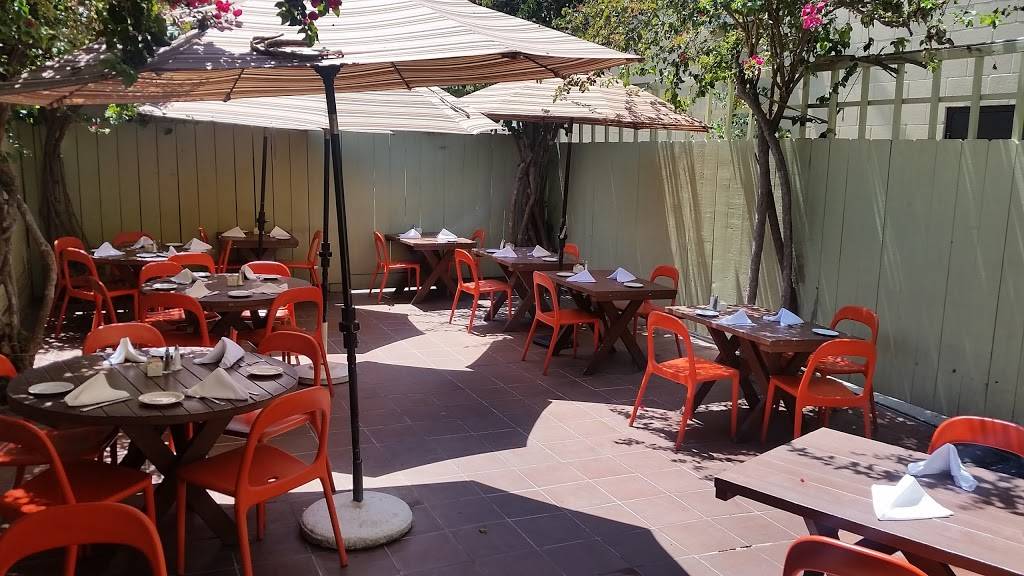 Back on Broadway | restaurant | 2024 Broadway, Santa Monica, CA 90404, USA | 3104538919 OR +1 310-453-8919