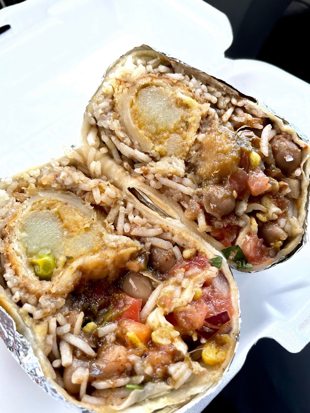 Chit Chaat Cafe | meal takeaway | 200 Maple Ave E, Vienna, VA 22180, USA | 5713780867 OR +1 571-378-0867