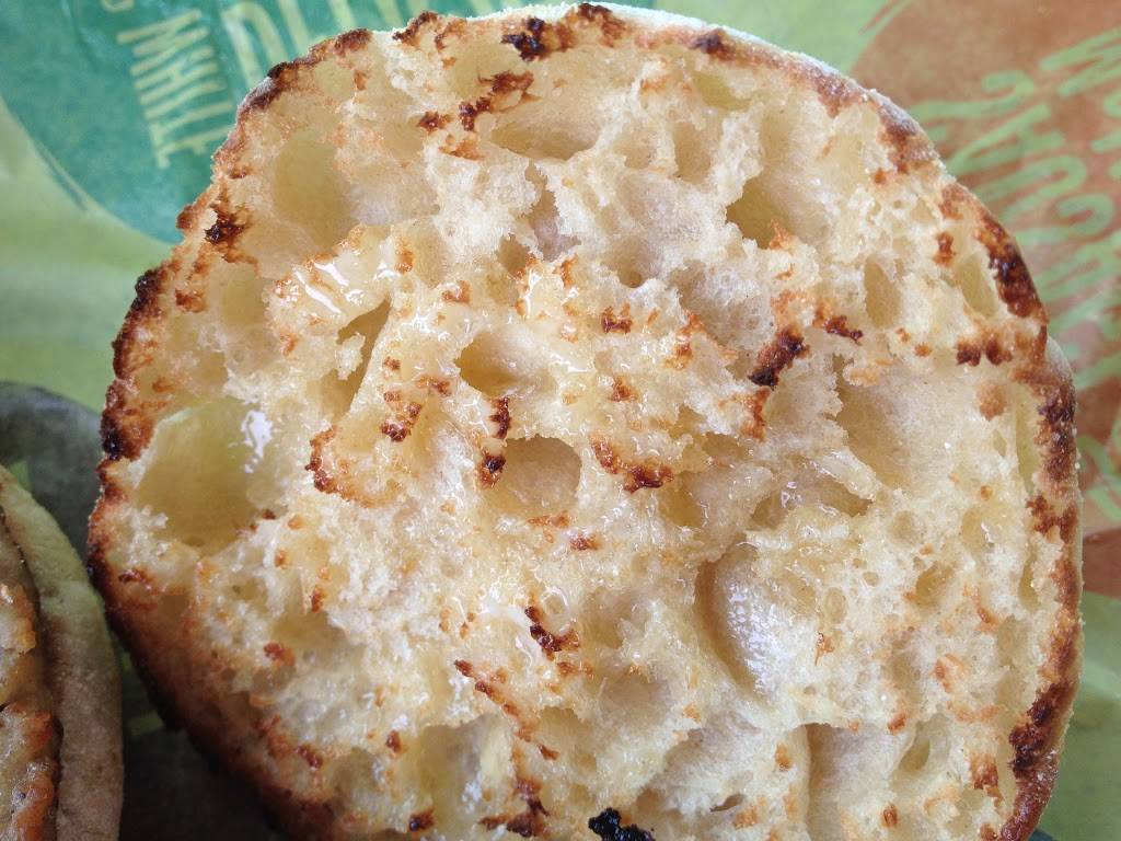 McDonalds | cafe | 8929 Clairemont Mesa Blvd, San Diego, CA 92123, USA | 8585698386 OR +1 858-569-8386