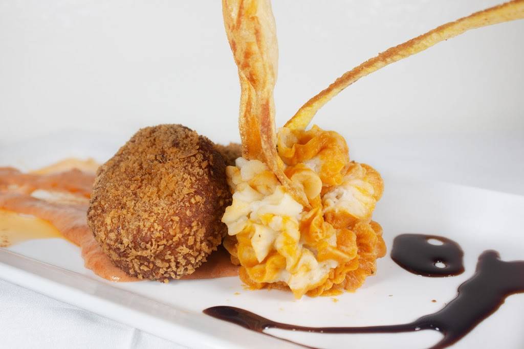 The Black Bear Bistro | restaurant | 107 S Main St, Algonquin, IL 60102, USA | 2246789449 OR +1 224-678-9449