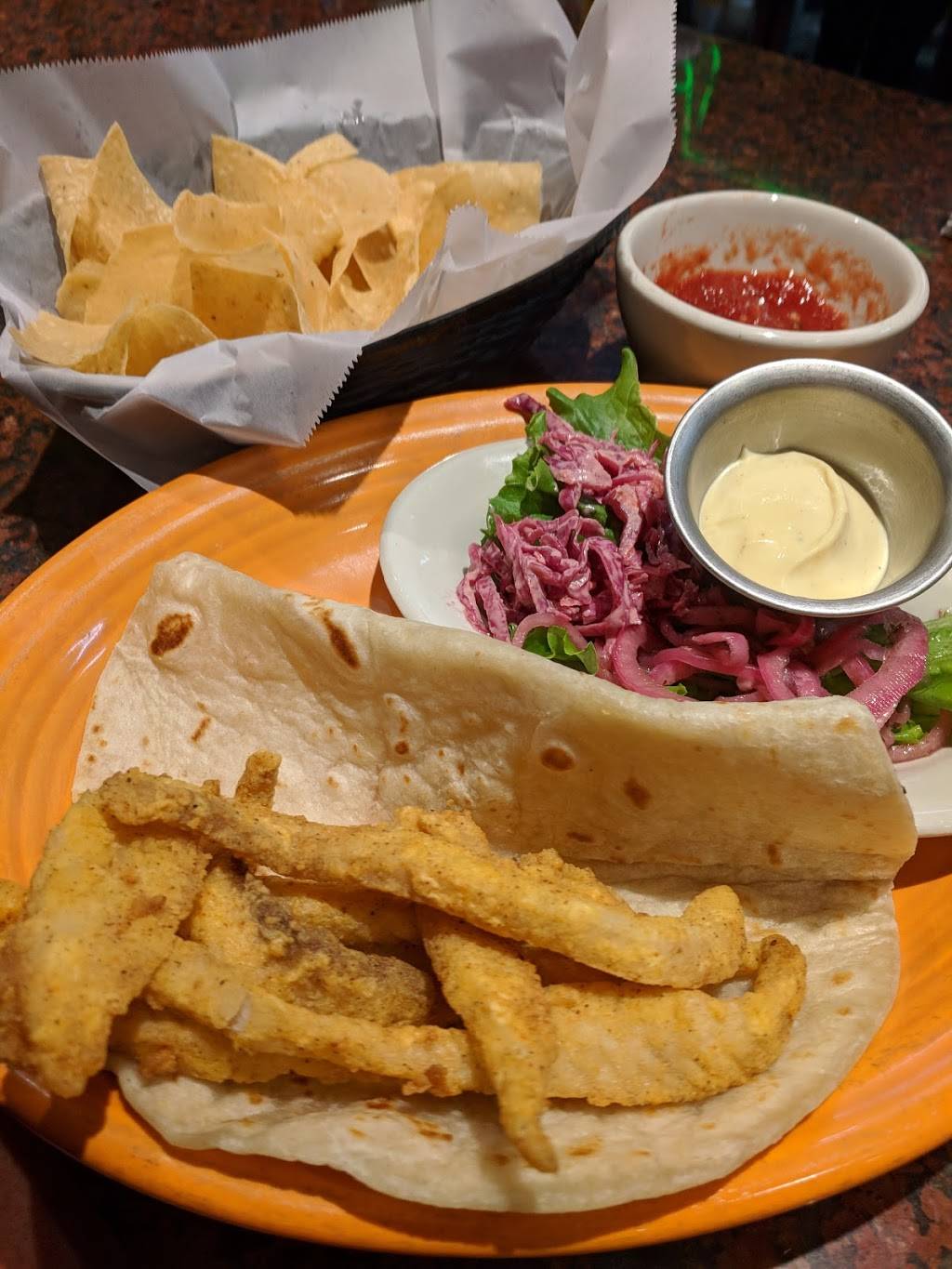 Phil Sandovals | restaurant | 6125 University Dr E-18, Huntsville, AL 35806, USA | 2564895711 OR +1 256-489-5711