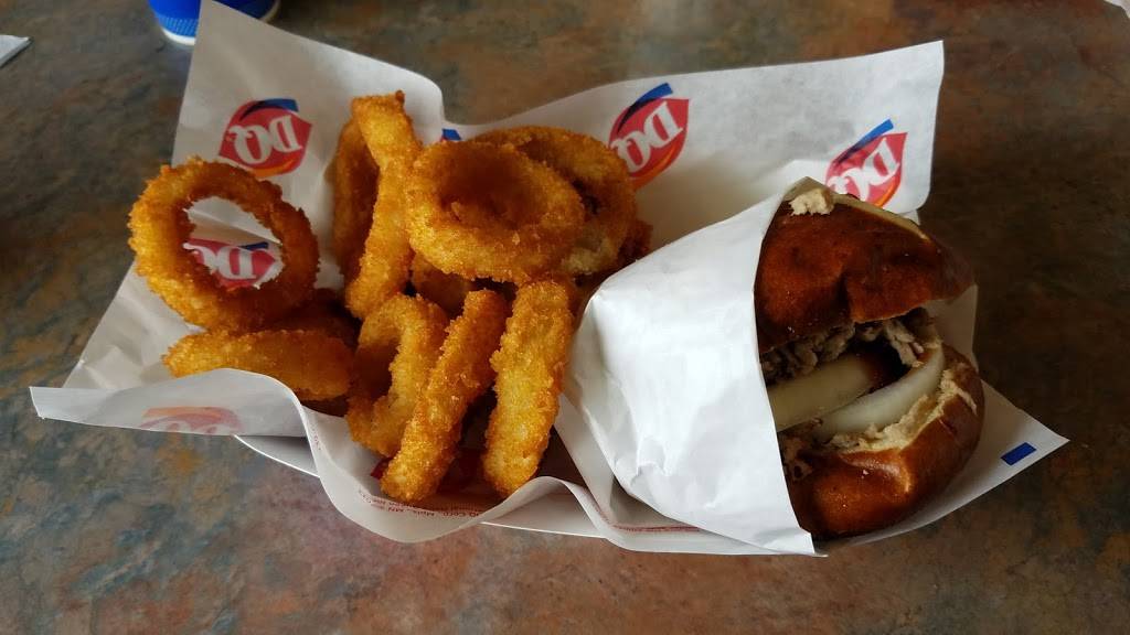 Dairy Queen | restaurant | W63 N170, Washington Ave, Cedarburg, WI 53012, USA | 2623773164 OR +1 262-377-3164