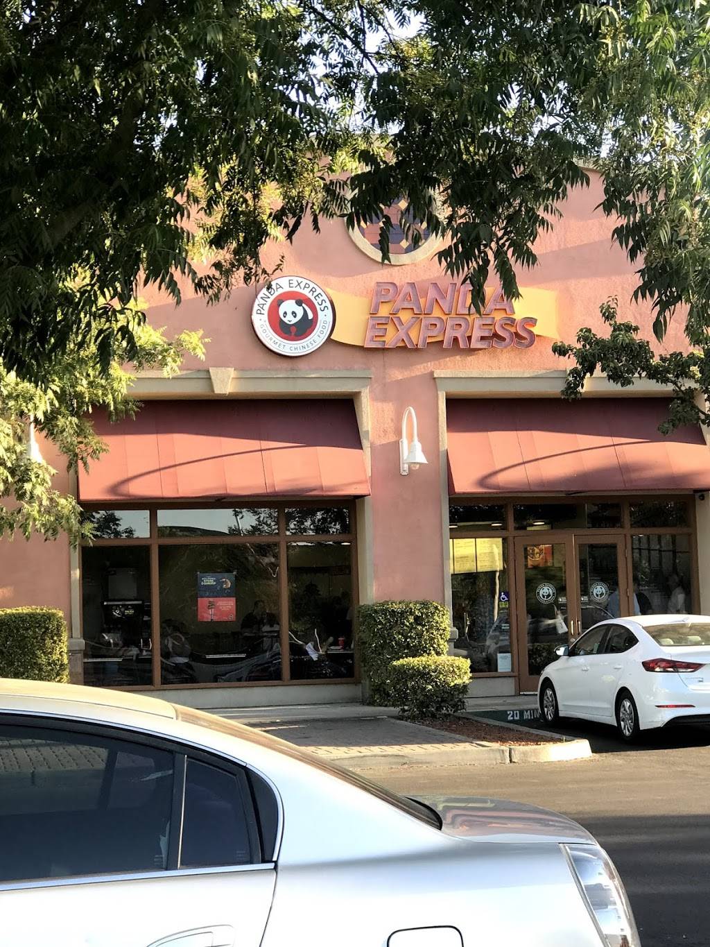 Panda Express | meal takeaway | 4134 S Mooney Blvd, Visalia, CA 93277, USA | 5597391003 OR +1 559-739-1003