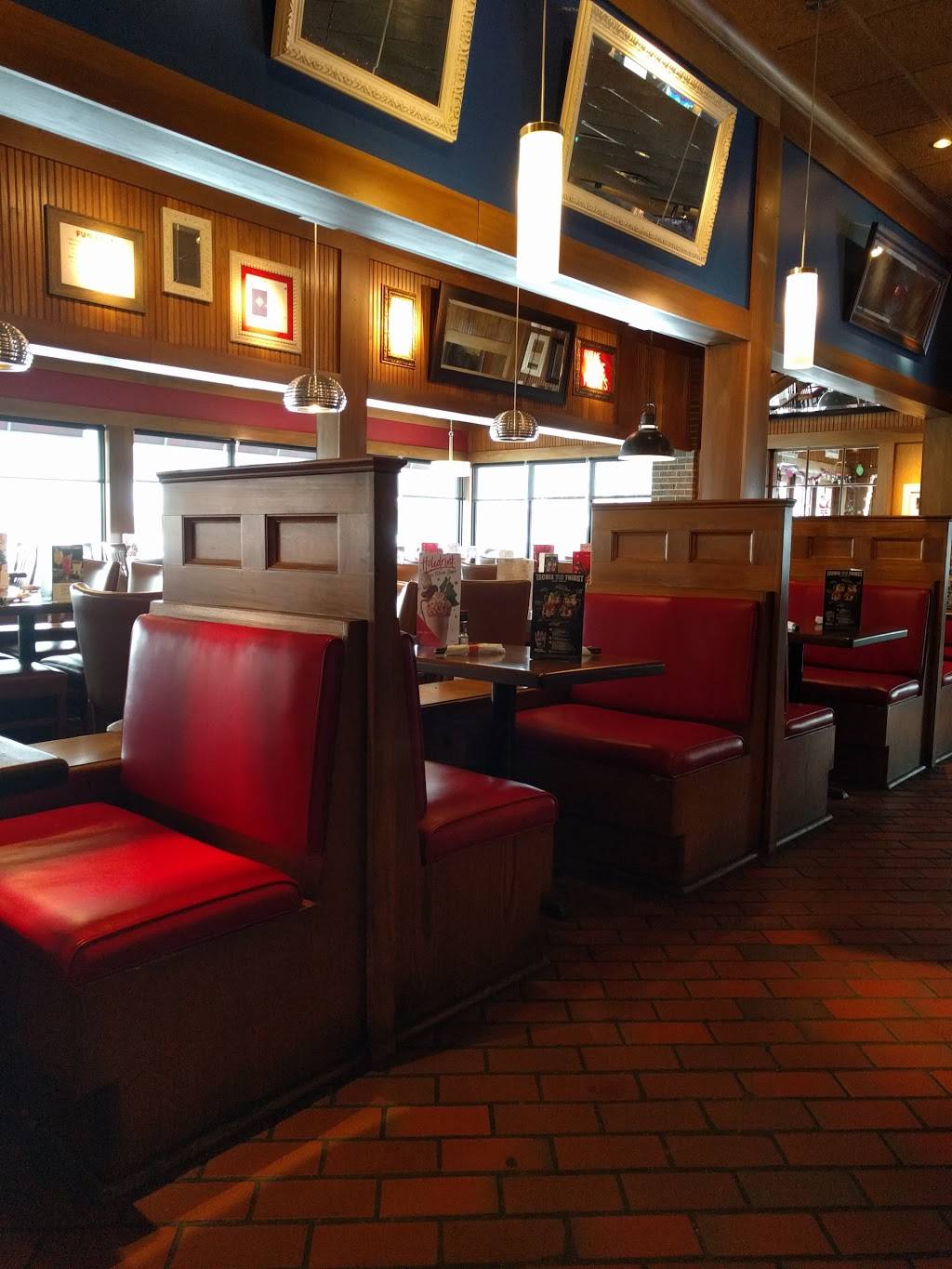 TGI Fridays | restaurant | 7814 Reynolds Rd, Mentor, OH 44060, USA | 4409532400 OR +1 440-953-2400