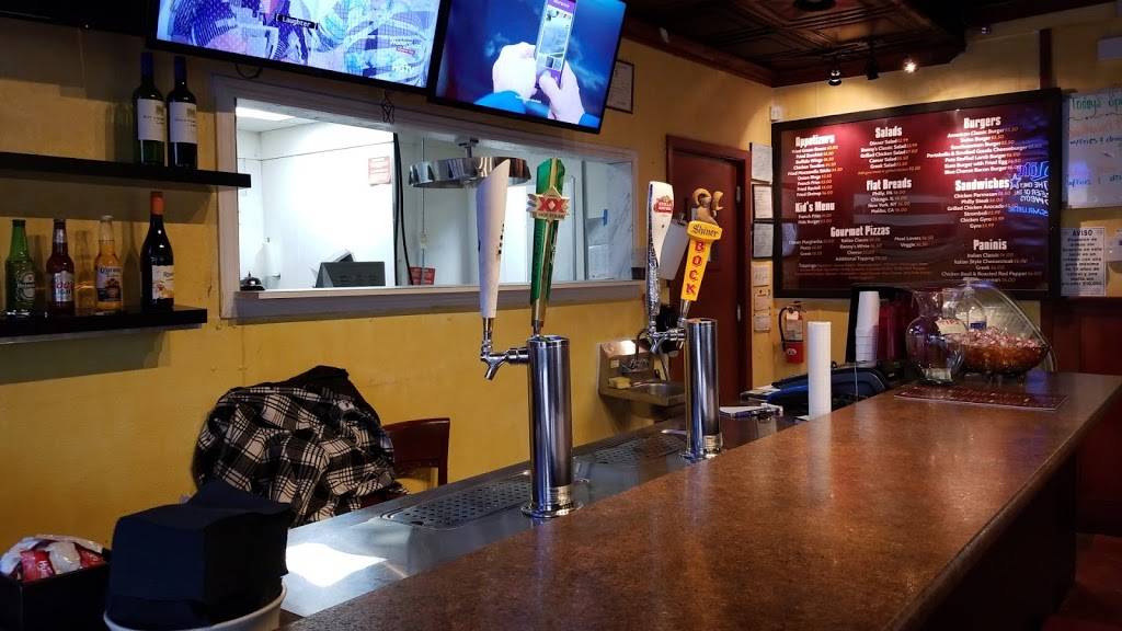 Bennys Classic Grill | restaurant | 10302 Garland Rd, Dallas, TX 75218, USA | 2143241312 OR +1 214-324-1312