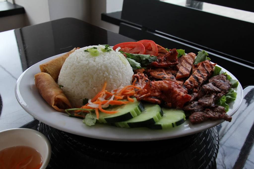 Pho Real | restaurant | 2399 Littleton Main St, Littleton, CO 80120, USA | 7206386884 OR +1 720-638-6884