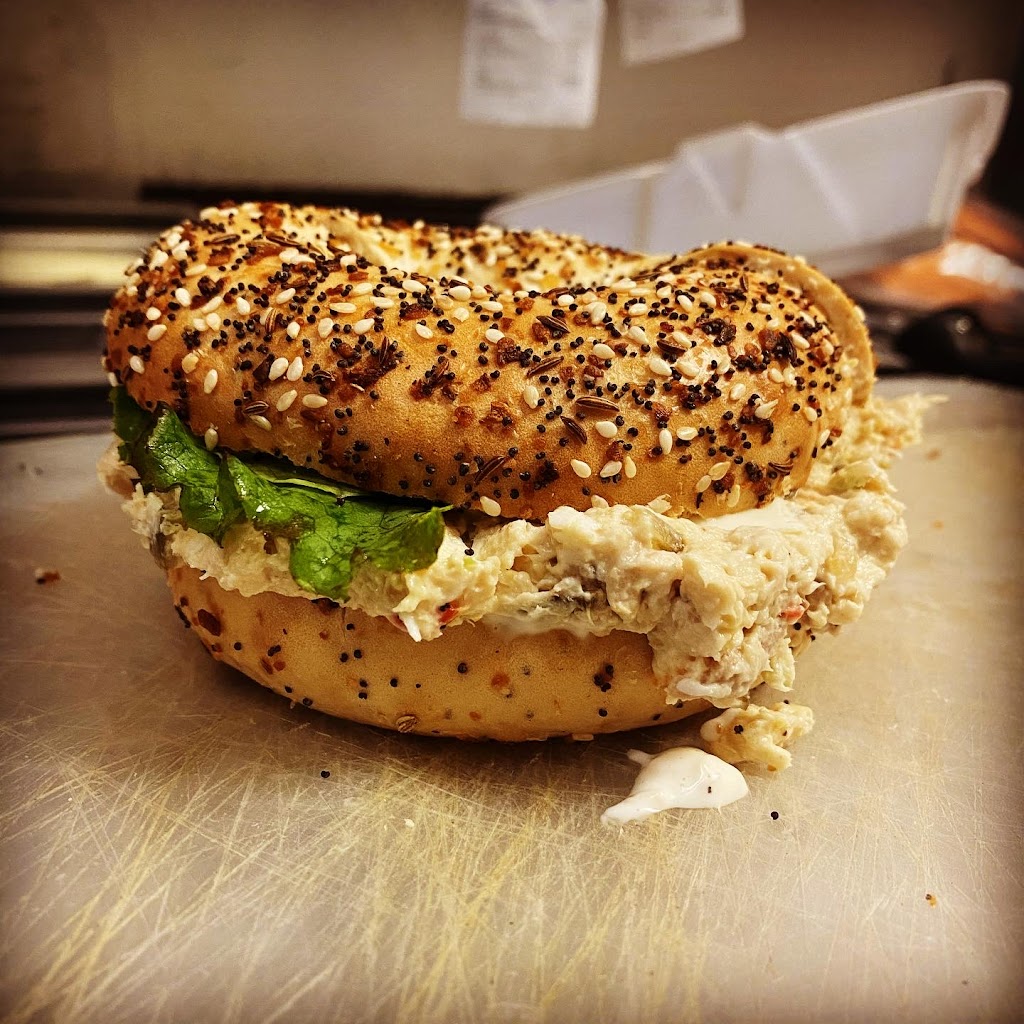 Smoothie Time | restaurant | Right Next door to Beef O Brady’s, 1208 Capital Cir SE Ste B, Tallahassee, FL 32301, USA | 8503548064 OR +1 850-354-8064