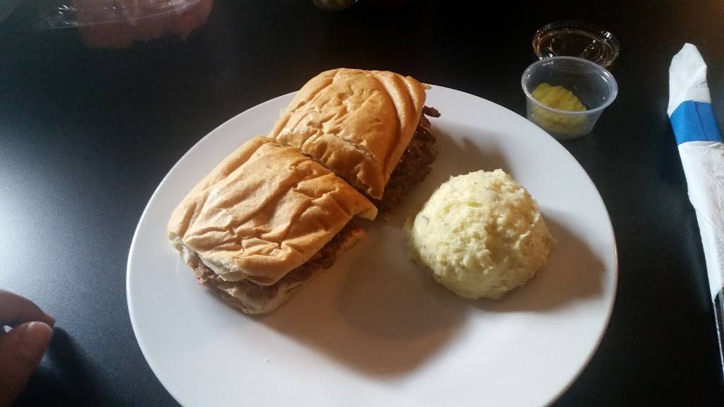 Sista Whites Cafe | restaurant | 503 S Gulf Blvd, Freeport, TX 77541, USA | 9792331313 OR +1 979-233-1313