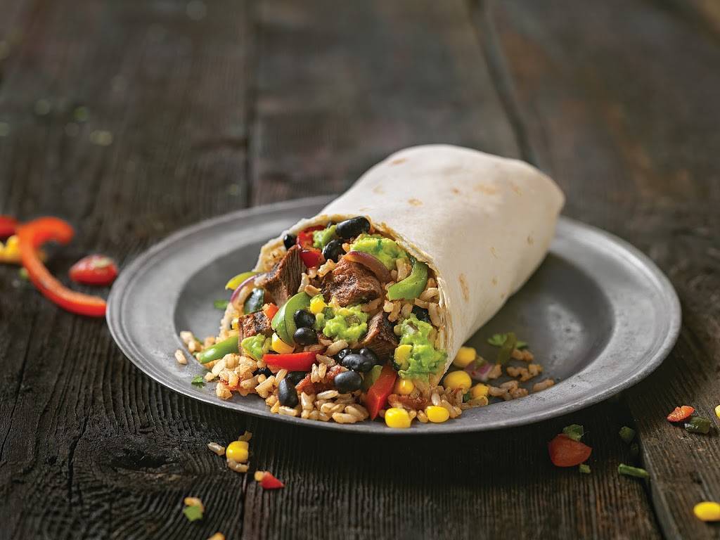 QDOBA Mexican Eats | restaurant | Round Hill Rd, Fairfield, CT 06824, USA | 2032929530 OR +1 203-292-9530