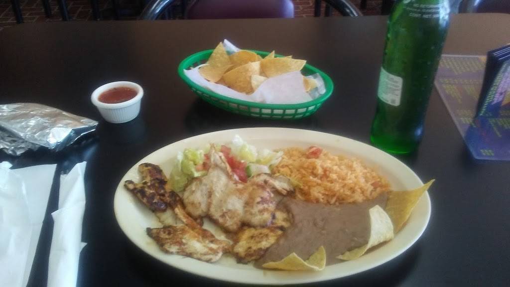 Mariscos El Charro | restaurant | 15965 Yarnell St, Sylmar, CA 91342, USA | 8183672626 OR +1 818-367-2626