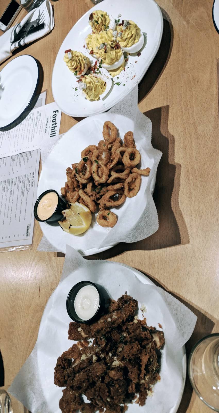 Foothill | restaurant | 2835 E Foothill Blvd, Pasadena, CA 91107, USA | 6264492337 OR +1 626-449-2337