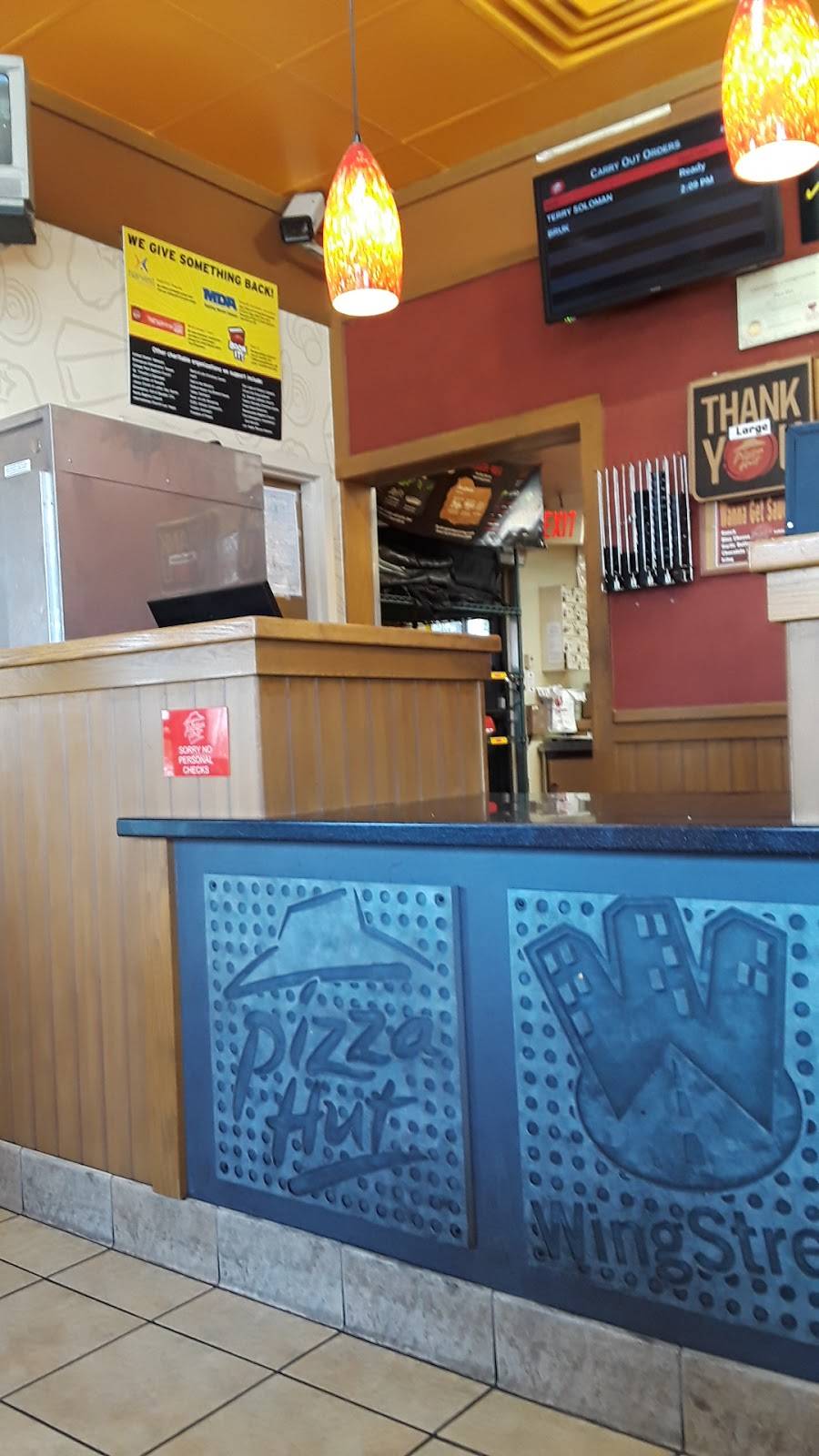 Pizza Hut | meal takeaway | 6370 W Flamingo Rd #17A, Las Vegas, NV 89103, USA | 7022519011 OR +1 702-251-9011