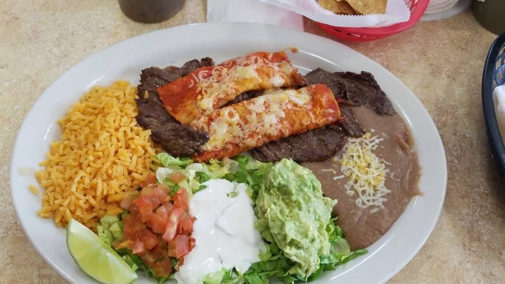 La Cocina | restaurant | 2901 N Kedzie Ave, Chicago, IL 60618, USA | 7735885799 OR +1 773-588-5799