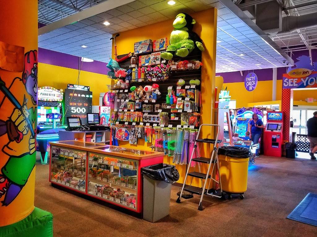 Monkey Joes - Peoria | restaurant | 8901 Knoxville Ave, Peoria, IL 61615, USA | 3096925637 OR +1 309-692-5637