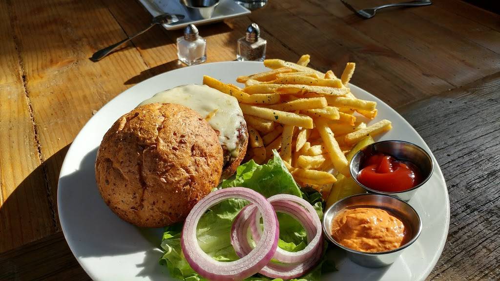 Babettes | restaurant | Shopping Center, 7962 East Coast Hwy, Newport Coast, CA 92657, USA | 9497159915 OR +1 949-715-9915