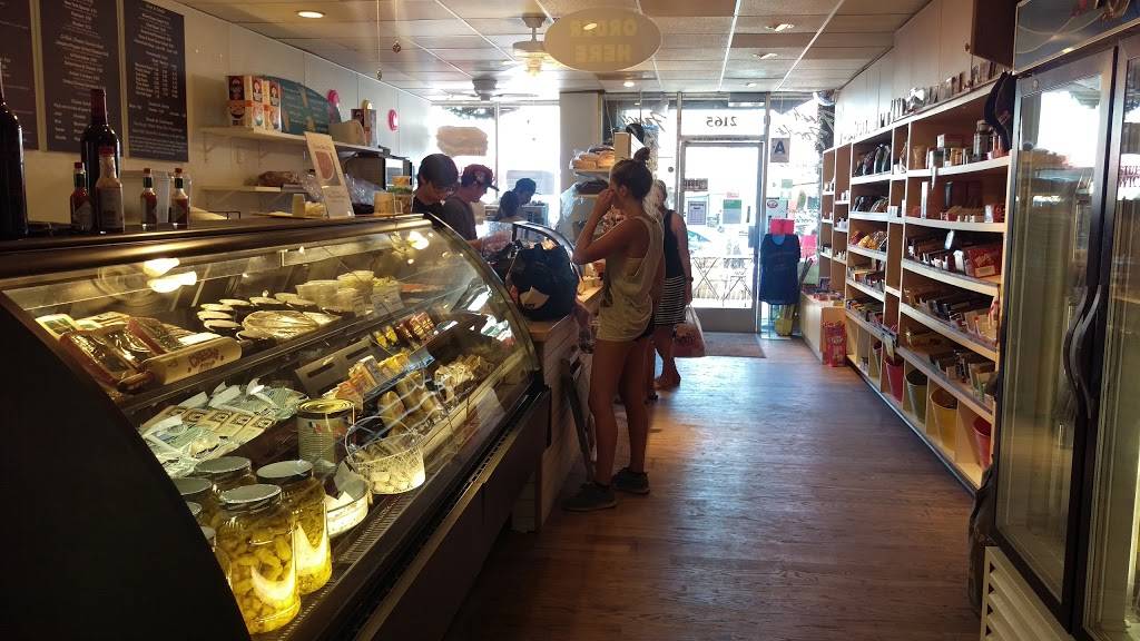 Cheese Shop | bakery | 2165 Avenida De La Playa, La Jolla, CA 92037, USA | 8584593921 OR +1 858-459-3921