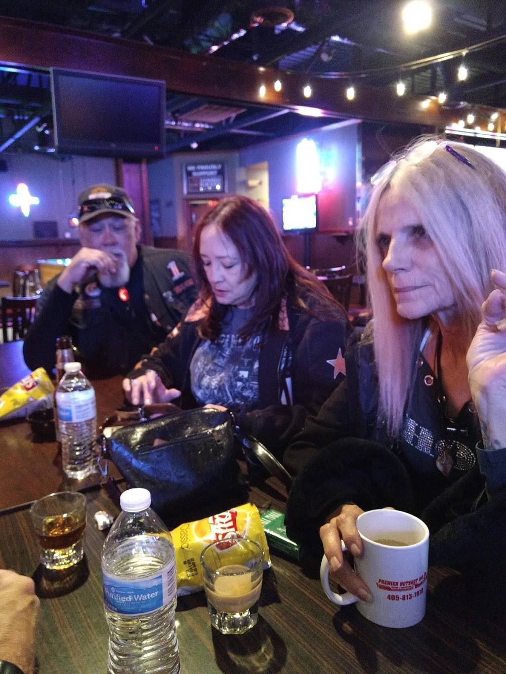 Porthole | restaurant | 8301 Glade Ave, Oklahoma City, OK 73132, USA | 4054701163 OR +1 405-470-1163