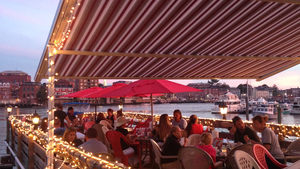 Morrisons Lobsters | restaurant | 11 Badgers Island W, Kittery, ME 03904, USA | 2074392501 OR +1 207-439-2501