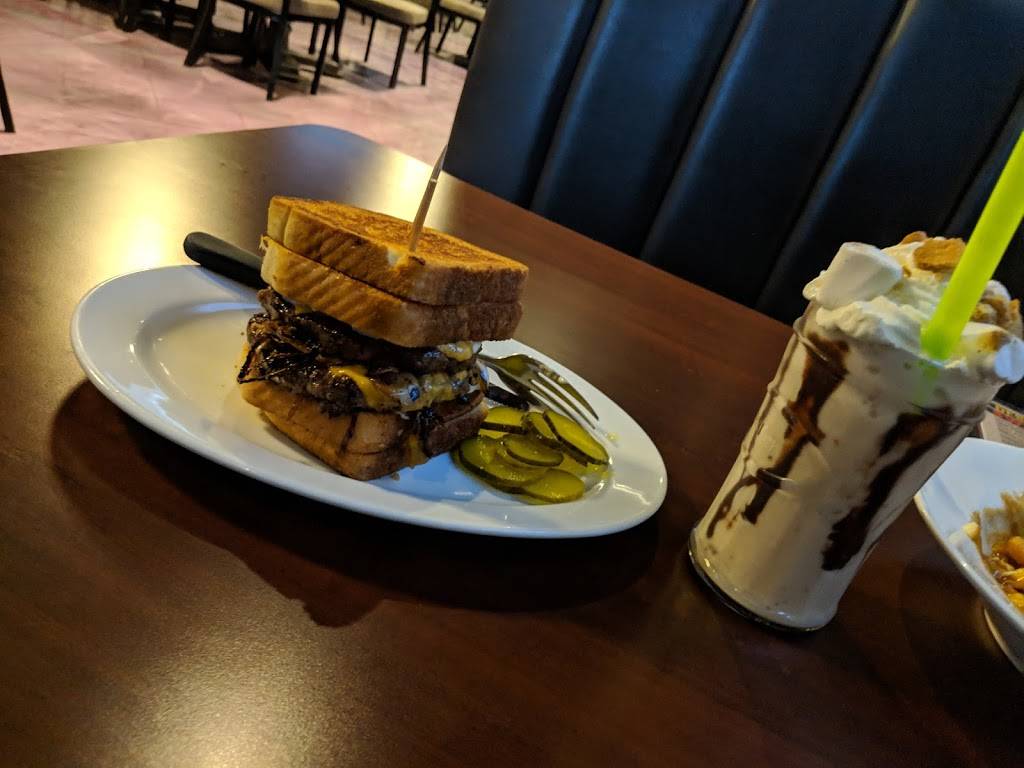 Adam’s Halal Pub | restaurant | 1760 Victoria Park Ave, North York, ON M1R 1R4, Canada | 6473443994 OR +1 647-344-3994