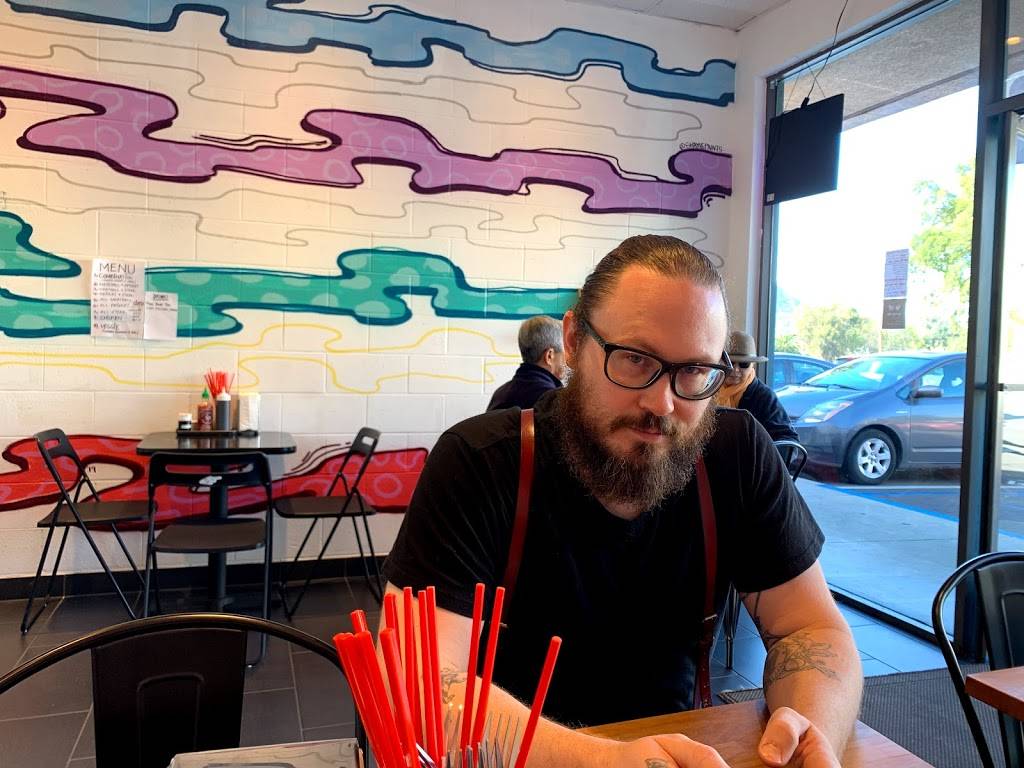 Slo Pho Sho | restaurant | 588 California Blvd, San Luis Obispo, CA 93405, USA | 8053327014 OR +1 805-332-7014