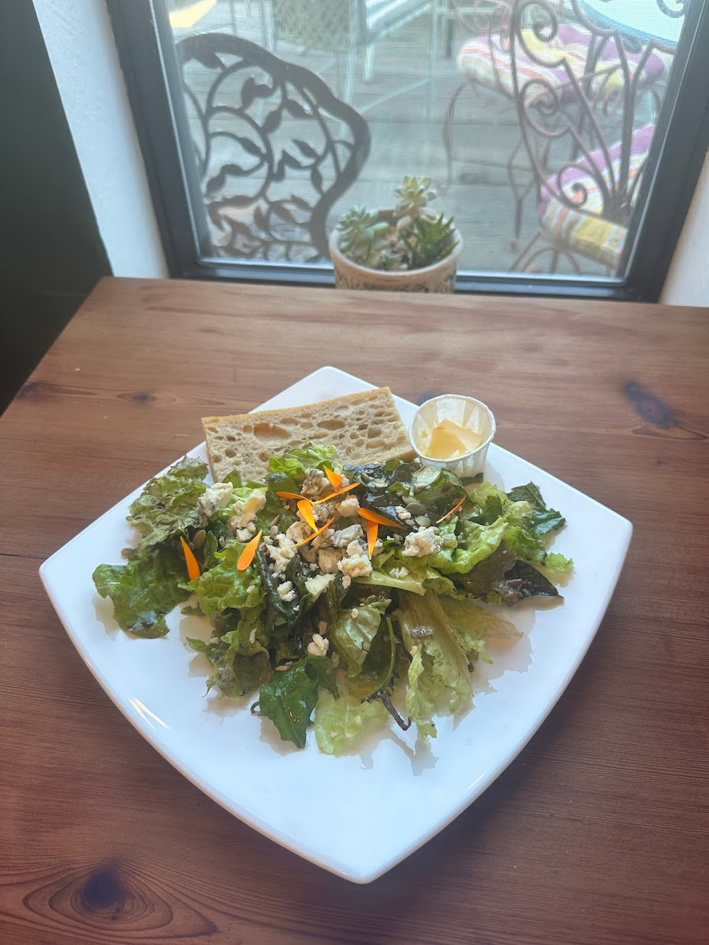 Shindig | restaurant | 35590 Verdant View, Sea Ranch, CA 95497, USA | 7077910735 OR +1 707-791-0735