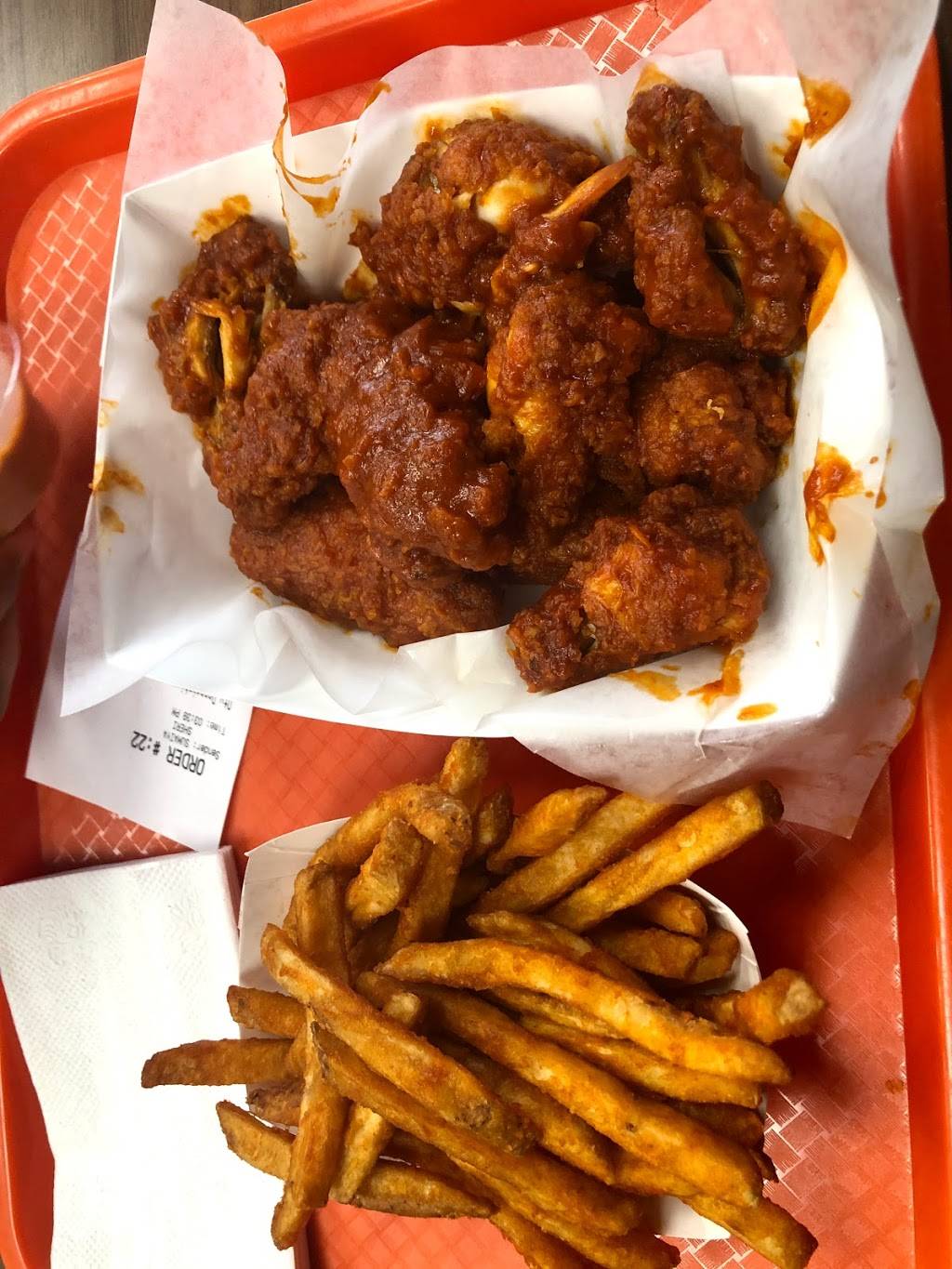 Drumstickz - Fresh and Crispy | restaurant | 25 Overlea Blvd, Toronto, ON M4H 1P9, Canada | 6477487861 OR +1 647-748-7861