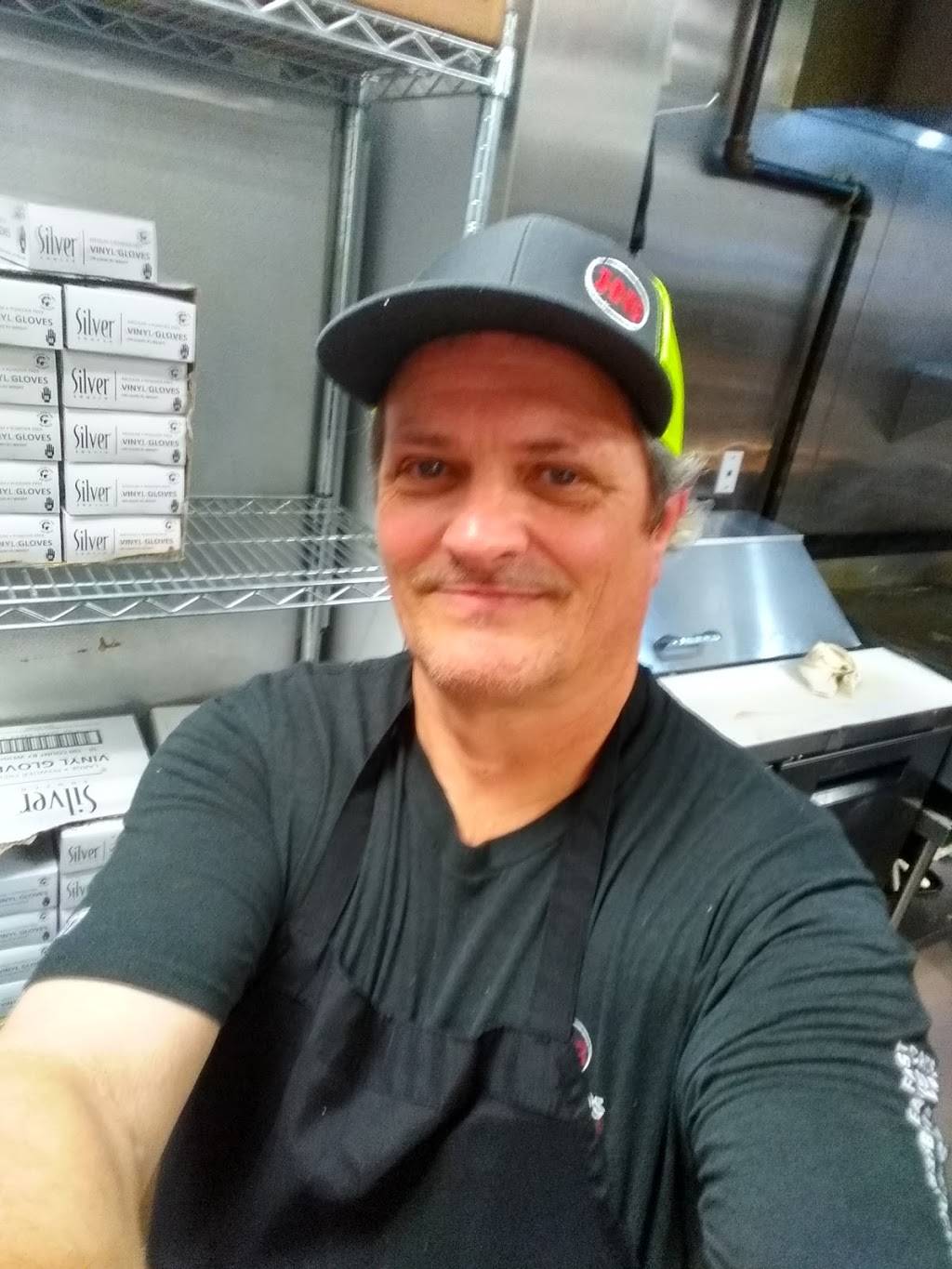 Hog N Bones | restaurant | 755 N 1st St, Jesup, GA 31545, USA | 9123852657 OR +1 912-385-2657