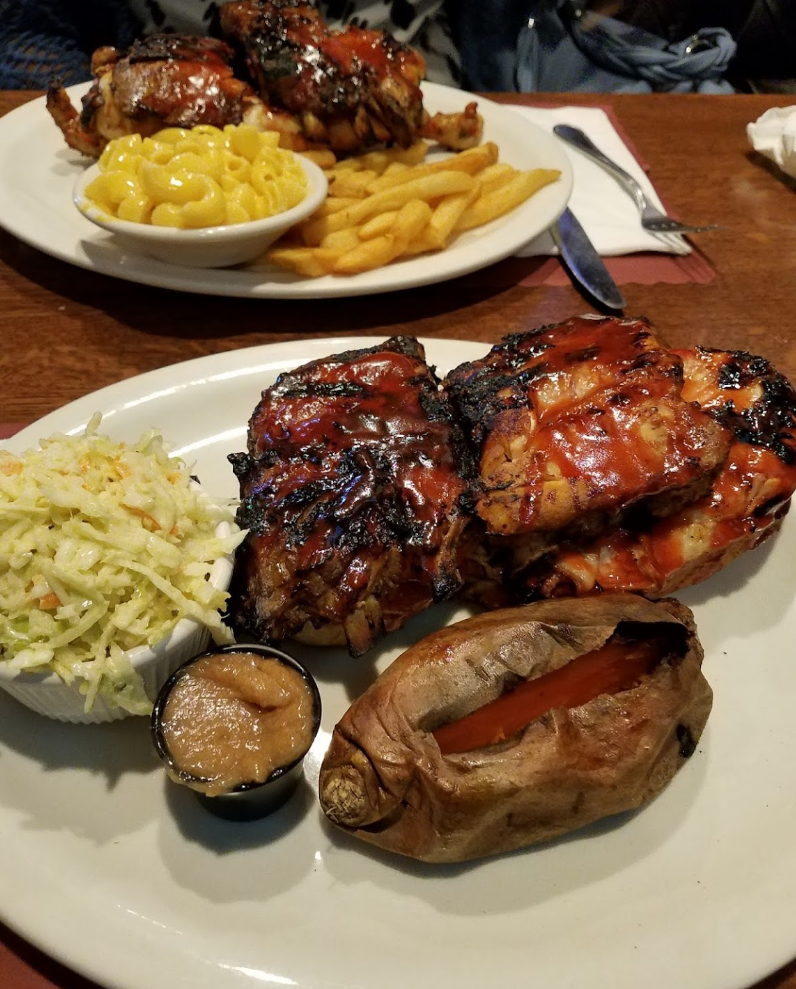 Adams Grille & Taphouse - Edgewater | restaurant | 169 Mayo Rd, Edgewater, MD 21037, USA | 4109562995 OR +1 410-956-2995