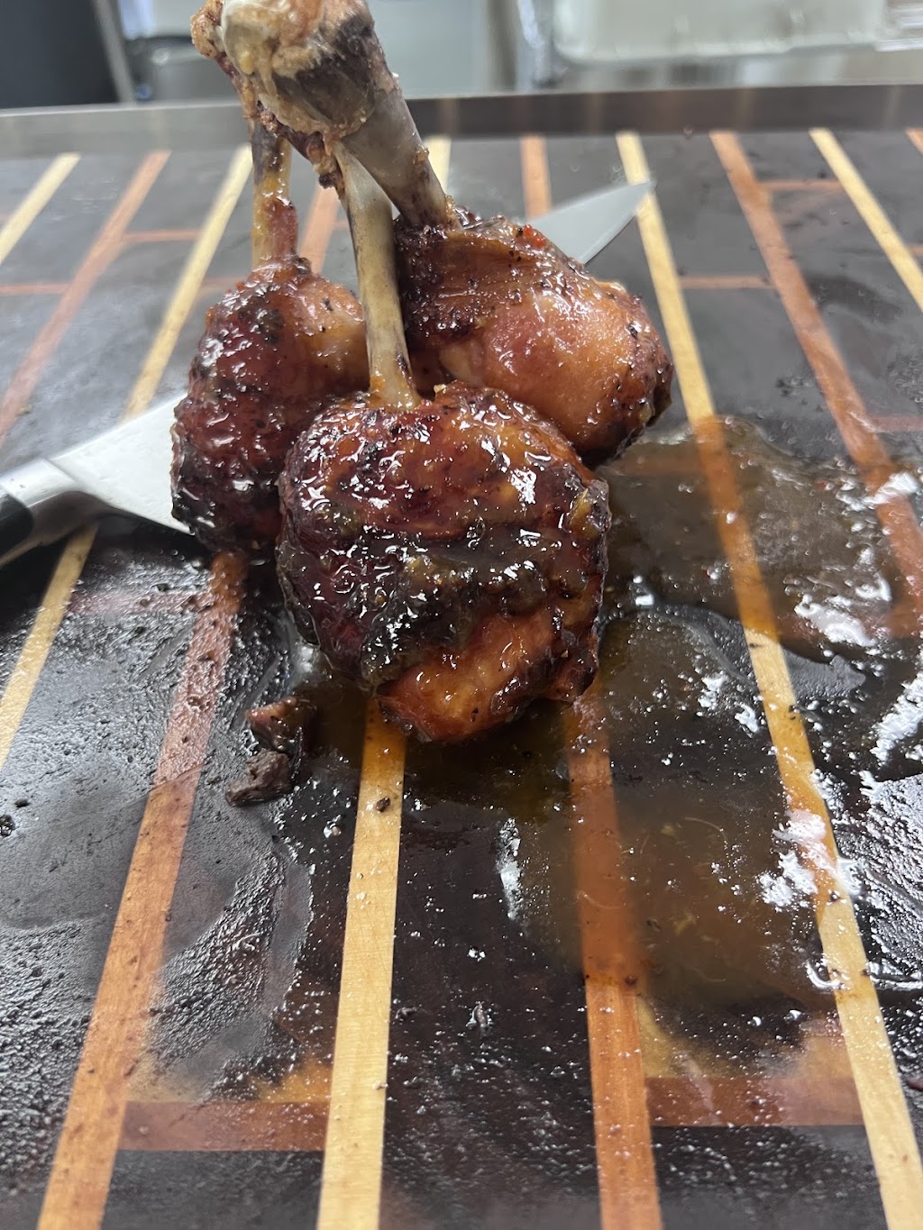 2nd Hand Smoke BBQ | restaurant | 24901 Red Arrow Hwy, Mattawan, MI 49071, USA | 2692835054 OR +1 269-283-5054