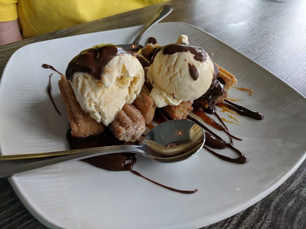 Marina Cantina | restaurant | 25 Causeway Blvd, Clearwater, FL 33767, USA | 7274431750 OR +1 727-443-1750