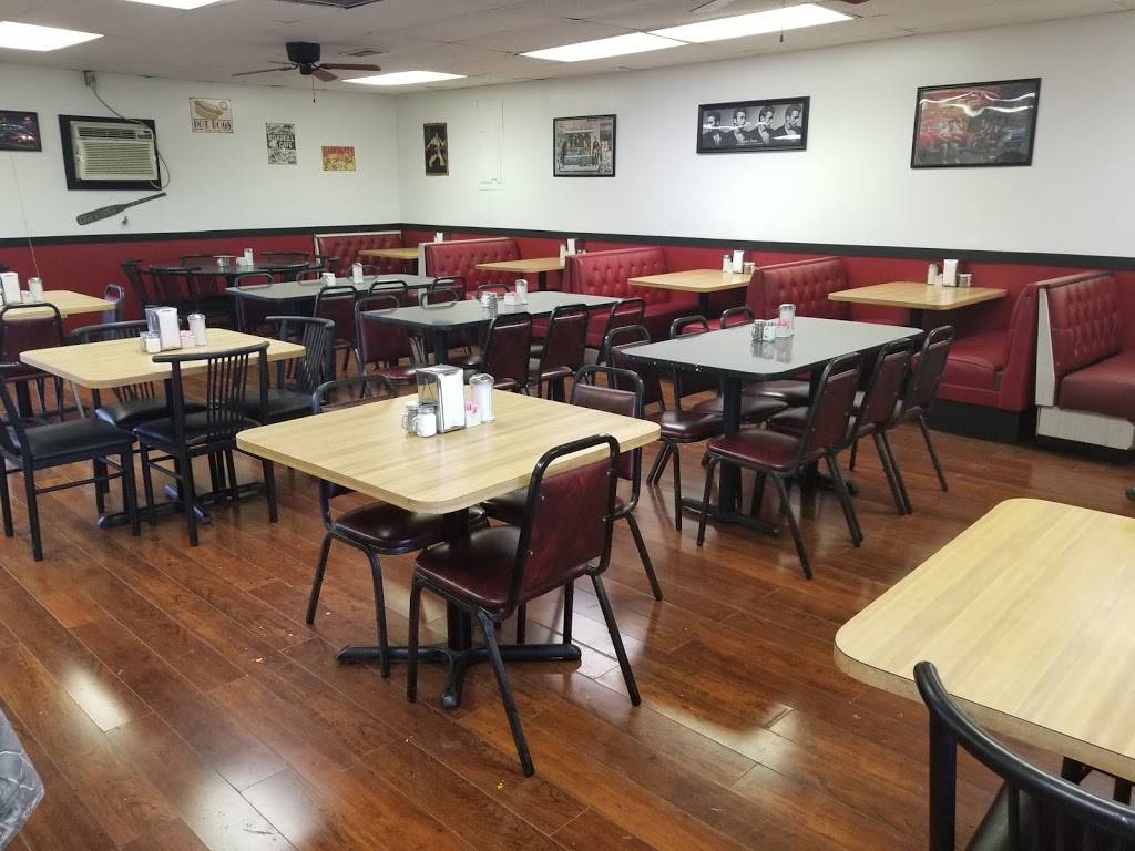 Back Rhoads Diner | restaurant | 691 W Elm St, Lebanon, MO 65536, USA | 4175322838 OR +1 417-532-2838