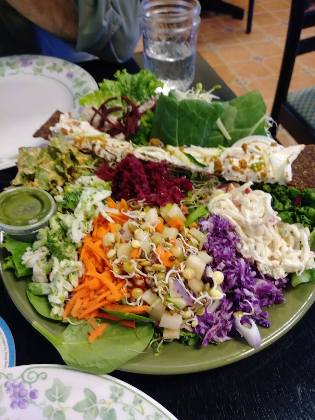 A-Live and Healthy Café | restaurant | Home Depot & H.O.T. Yoga, 85 E Merritt Ave, Merritt Island, FL 32953, USA | 3213382926 OR +1 321-338-2926