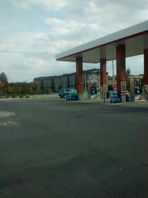 Circle K | meal takeaway | 1606 Battler Rd, Kitchener, ON N2R 0C9, Canada | 5197486517 OR +1 519-748-6517