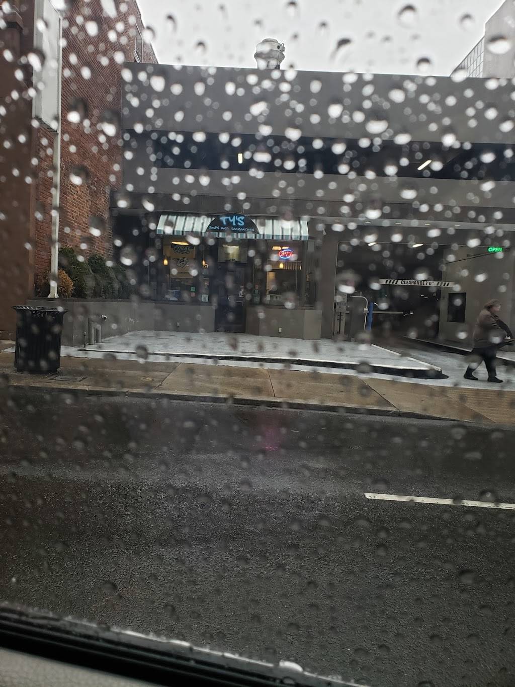 TYS Soups And Sandwiches | restaurant | 160 4th Ave N, Nashville, TN 37219, USA | 6154578443 OR +1 615-457-8443