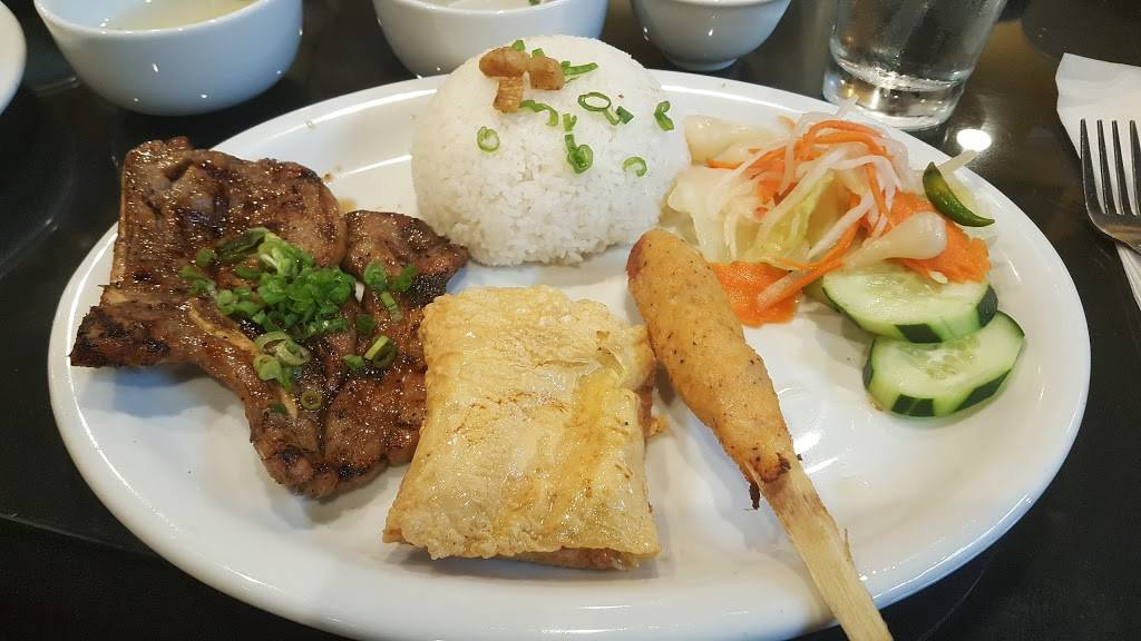 Com Tam Thien Hao | restaurant | 13531 Beach Blvd, Westminster, CA 92683, USA | 7143792661 OR +1 714-379-2661